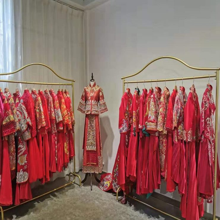 金色婚纱旗袍礼服工作室铁艺落地式影楼货架展示架服装店挂衣架
