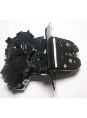 DM0P-62-310适用于马自达CX3锁机尾门