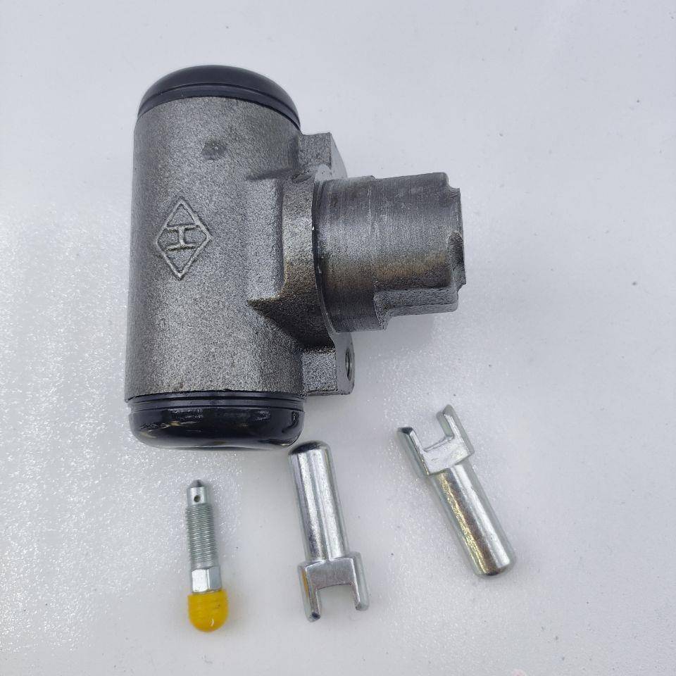 叉车配件杭叉合力CPCD50-70前轮刹车制动分泵轮缸小孔配M10刹车油