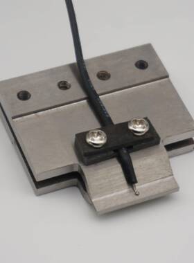 深圳钛合金压头加工脉冲热压机专业制作钛合金压头脉冲压头件