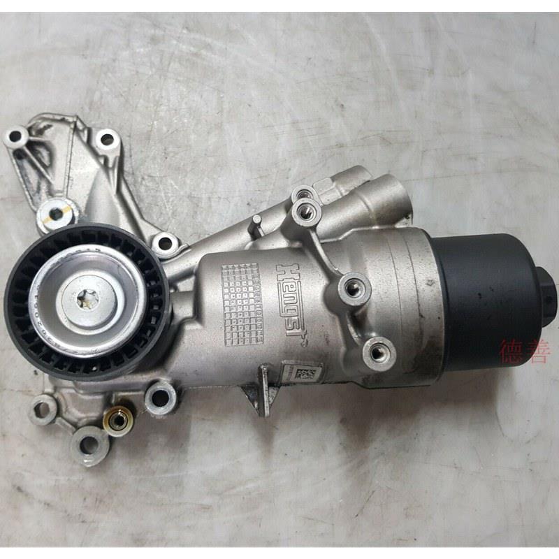 适用奔驰278SL500GLE500GLS500CLS63CLS500机油滤清器底座