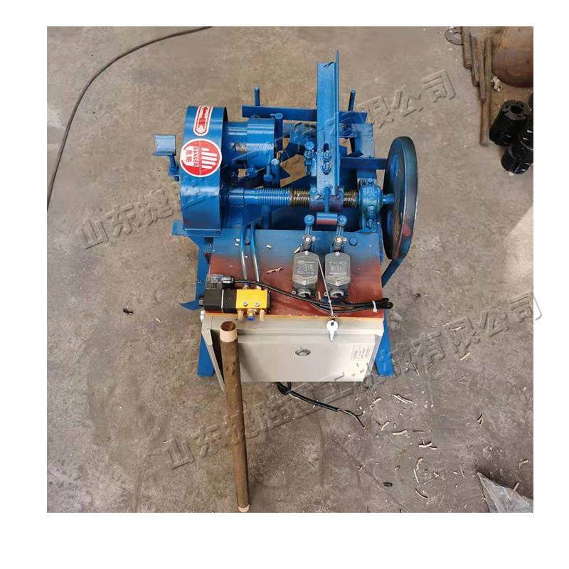 扫把杆拖把杆加工开牙机 圆木棒螺纹机 农用工具木把攻丝机 直销,3C数码配件,USB灯,淘宝优惠券,粉丝福利购,淘宝优惠卷