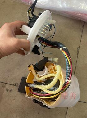 适用奔驰247246B180B200B220B250B260燃油泵汽油箱