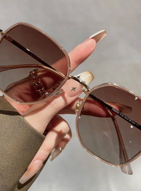 渐变茶墨镜女级感可配近视度数防晒偏光大脸专用太阳眼镜眼睛架