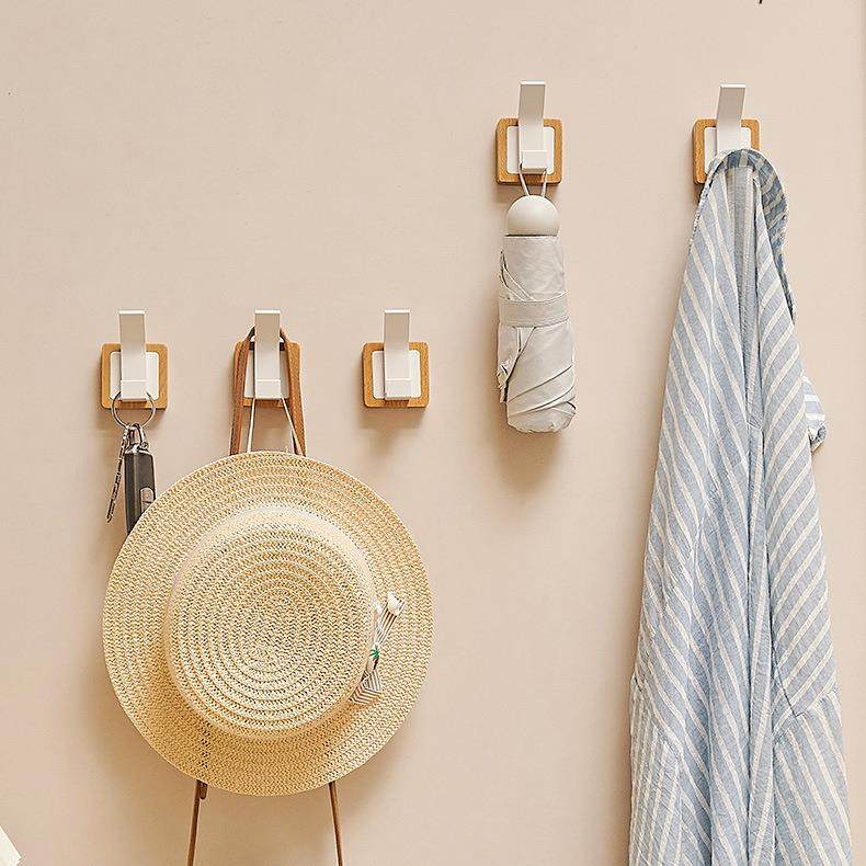 新款实木衣服收纳挂钩免打孔壁挂创意卫生间门后玄关试衣间衣帽钩