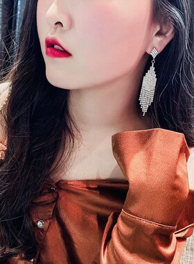 多流苏闪亮水钻耳环女气质韩国个性百搭夸张耳饰长款耳钉显瘦耳坠