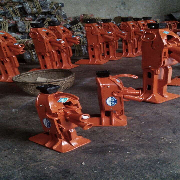 供应齿条式起道机单筒双筒千斤顶 压杆式跨顶 机械千斤顶多少钱台