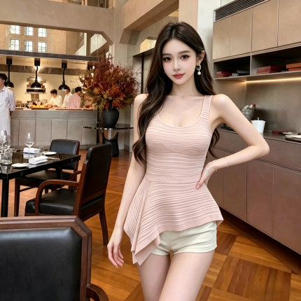 YanHe针织背心女2026夏新款不规则下摆显瘦无袖上衣辣妹外穿短款