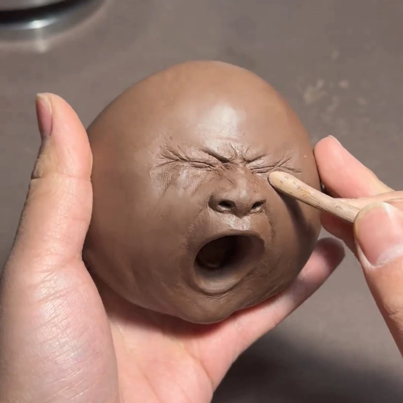 新款丑萌茶宠打哈欠的小人头创意摆件礼物