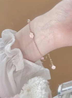 可爱猫爪手链女生轻奢小众精致独特铃铛学生手饰2024新款闺蜜手环