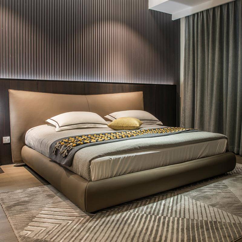 意式极简真皮床现代简约轻奢婚床设计师主卧双人床软包床别墅大床