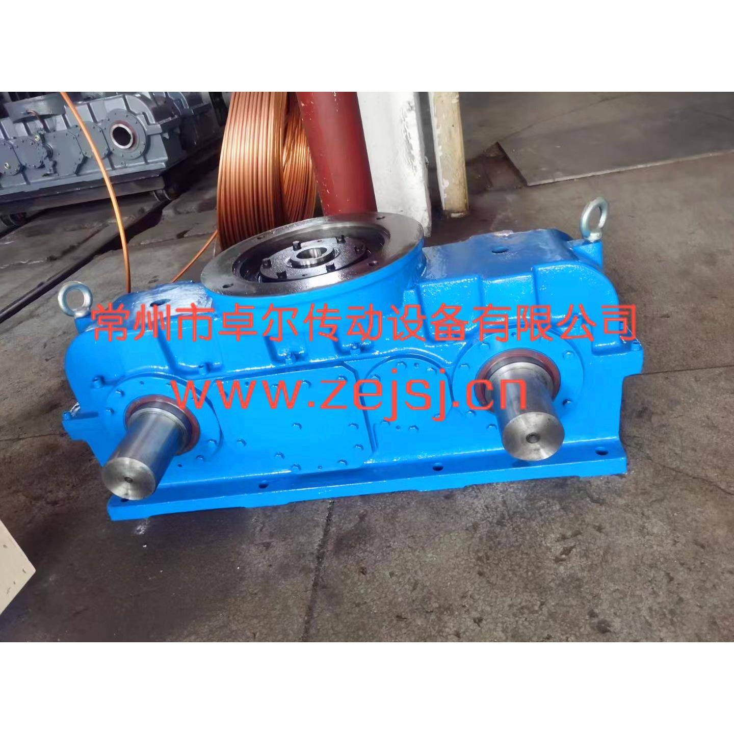 YHJ700混合机减速机混料机减速机双轴无重力混合机用减速机