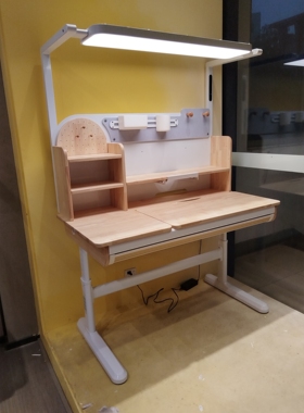 魔力屋智能学习桌护眼灯一体实木学生写字桌儿童升降书桌N08C