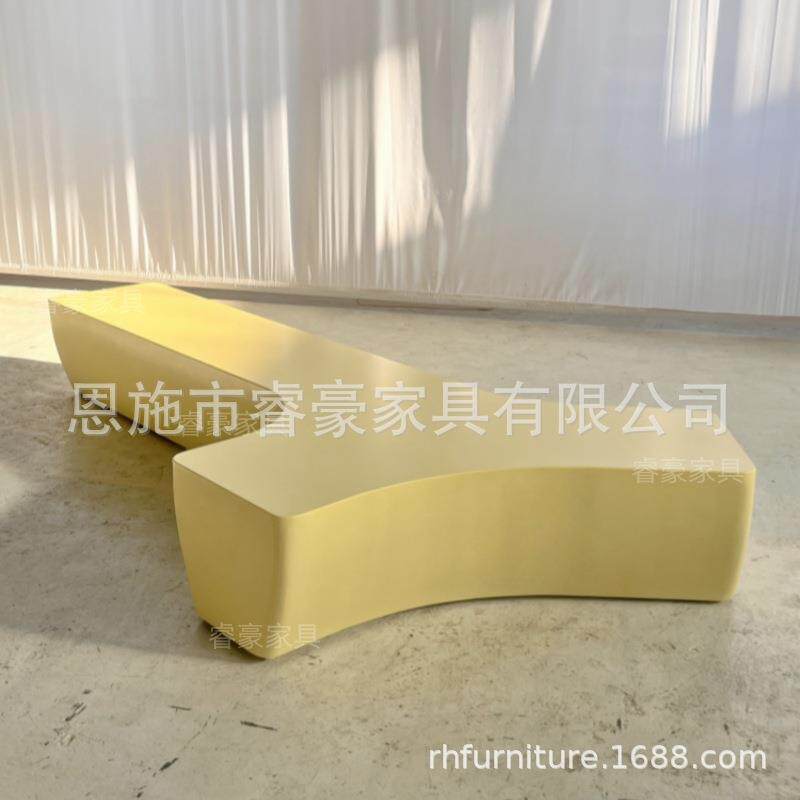 新品儿童木制座椅商场休闲椅异形坐凳室内公共休息区等候椅美陈座