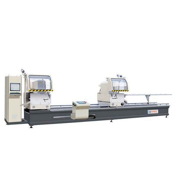 任意角数控双头切割锯，该机是国内高端铝型材双头切割锯