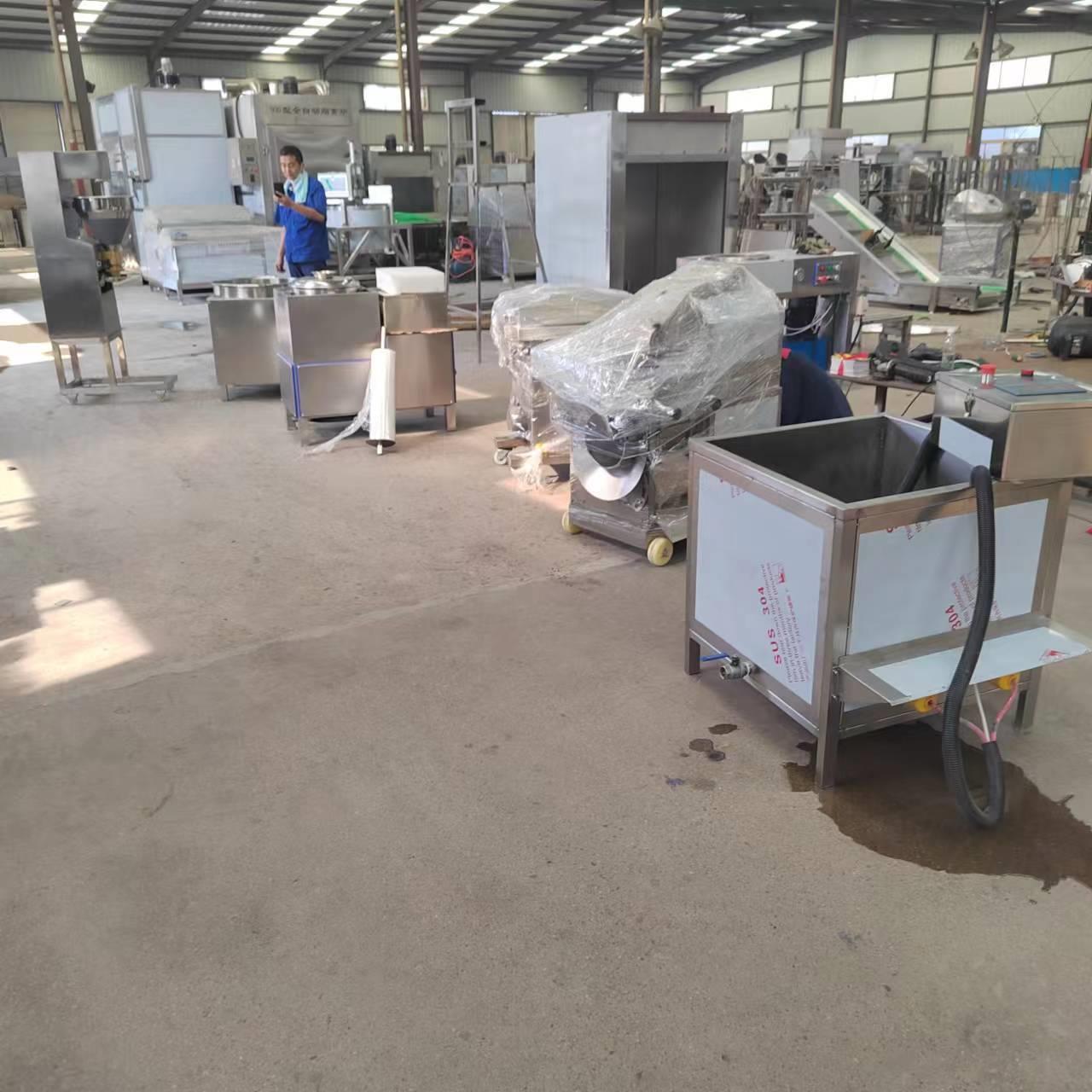 宠物加工肉丸机多功能调速实心丸子机肉丸加工需要哪些设备肉制