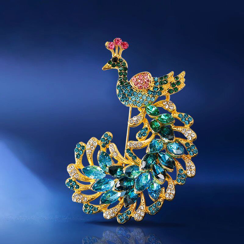 高档孔雀胸针女奢华大胸花西装毛衣别针2025年新款潮固定衣服配饰
