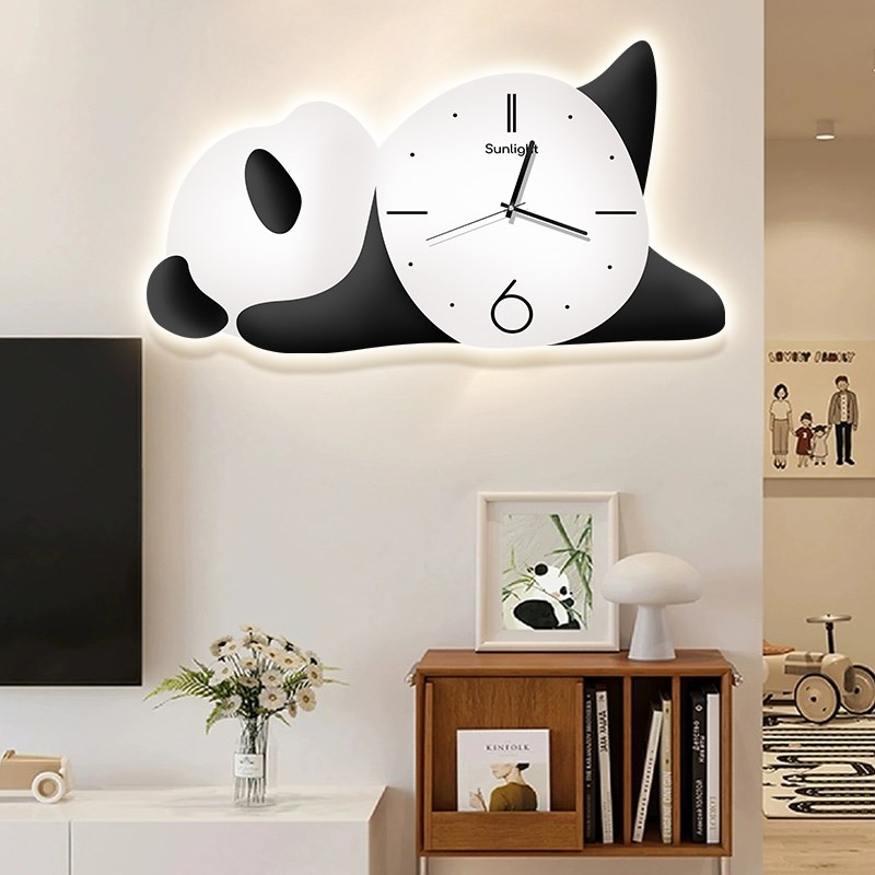 现代简约熊猫挂钟客厅家用钟表2024新款网红墙面装饰led氛围灯画