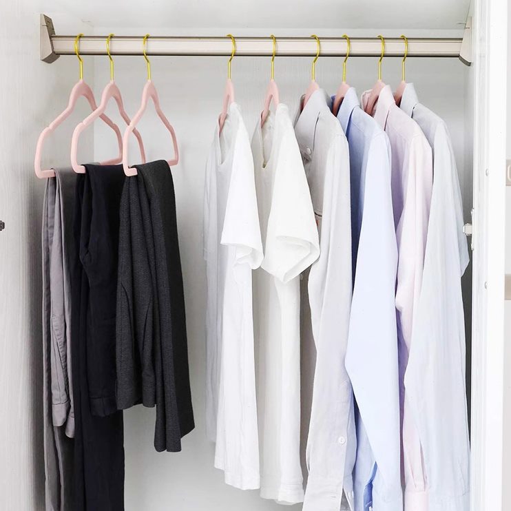 金cm北欧风格防滑成人绒衣柜45植钩无痕粉色衣架纯色家用衣服架子