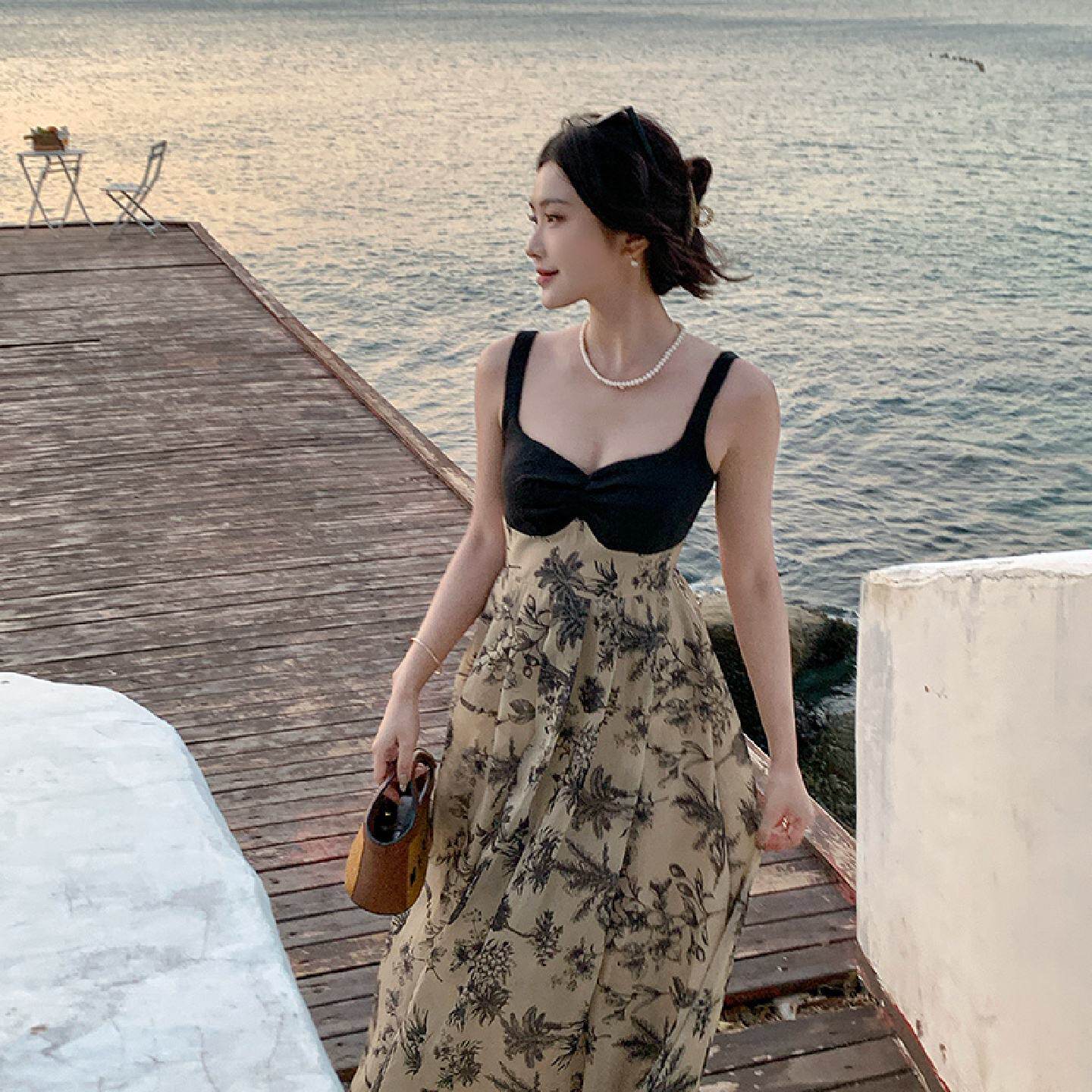海滩夫人三亚新中式水墨碎花度假裙海边沙滩裙吊带连衣裙女夏显瘦