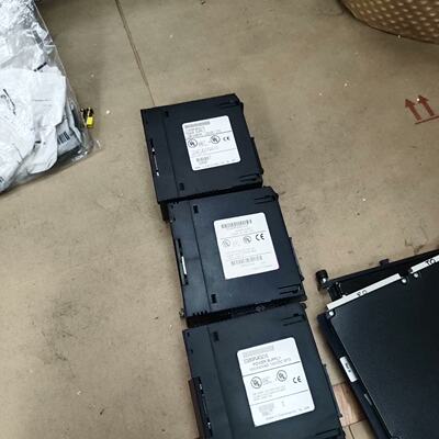 IC693PWR321GE模块控制器原装拆机成色不错