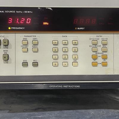 HewlettPackard HP 8165A Programmable Signal Source