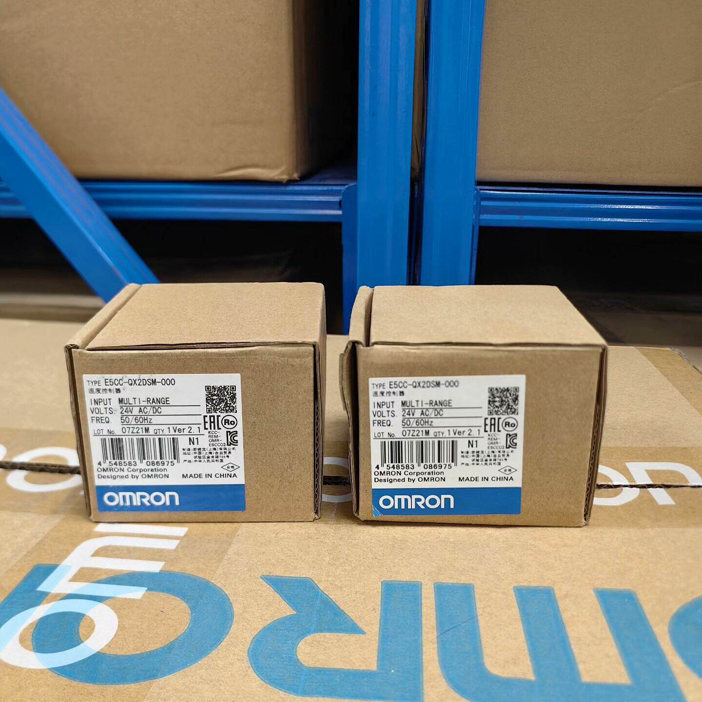 全新  温控器 E5DC-QX2DSM-000—议价