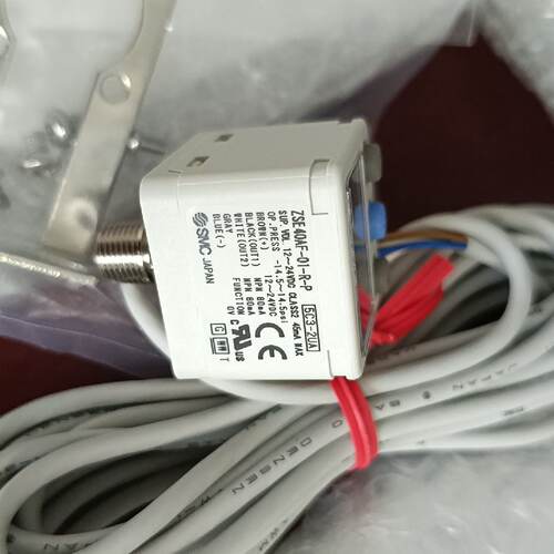 ZSE40AF-01-R-P 带支架 A 真空开关全新—议价