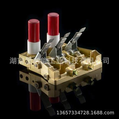 T900刷握GE752油田电机直盒斜盒式直流电机碳刷架电动轮刷盒