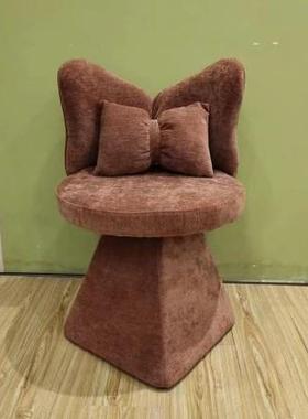 北欧轻奢高级感设计师蝴蝶梳妆凳可旋转女生卧室衣帽间法式化妆椅