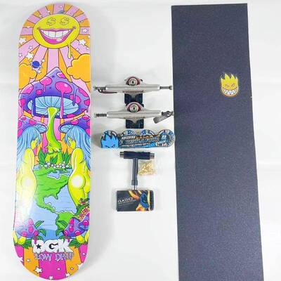 DGK双翘滑板8.0多尺寸加拿大枫木7层组装整版一套滑板小火人配件