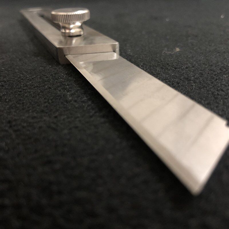 五金18mm全钢壁纸美工刀刀片刀架电工皮具工业级重型刀壳裁纸刀