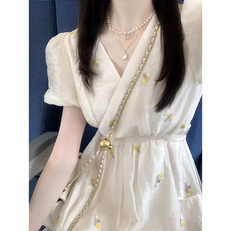 夏季法式轻熟桔梗高端精致连衣裙V领泡泡袖小众碎花长裙小个子女