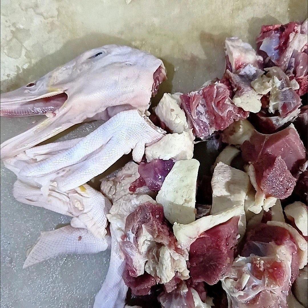新鲜大雁鹅肉农家散养净膛生鲜肉非大鹅整只包邮