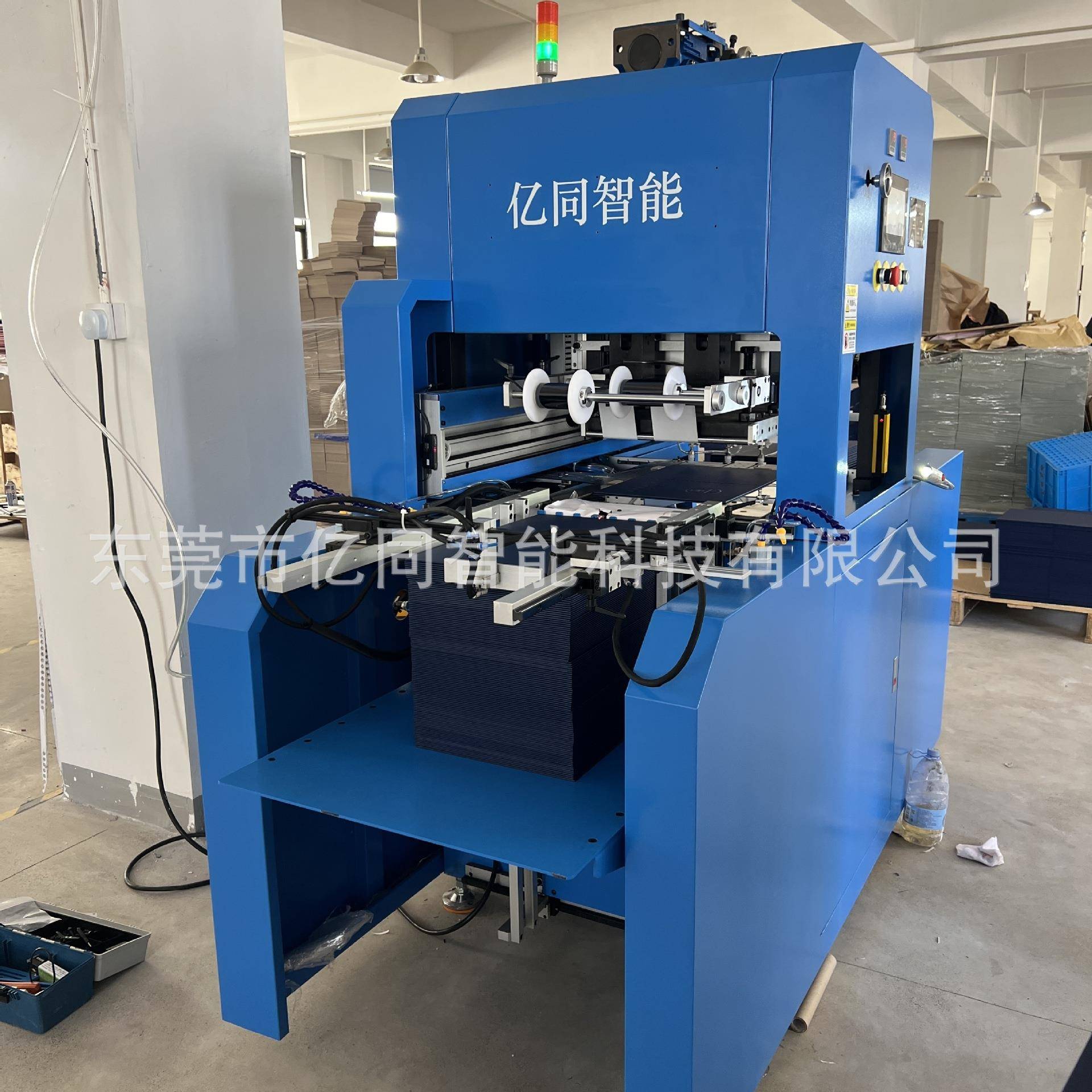 证书绒布自动烫金机绒植布烫金皮革皮料酒盒烫金机礼盒纸张烫印机