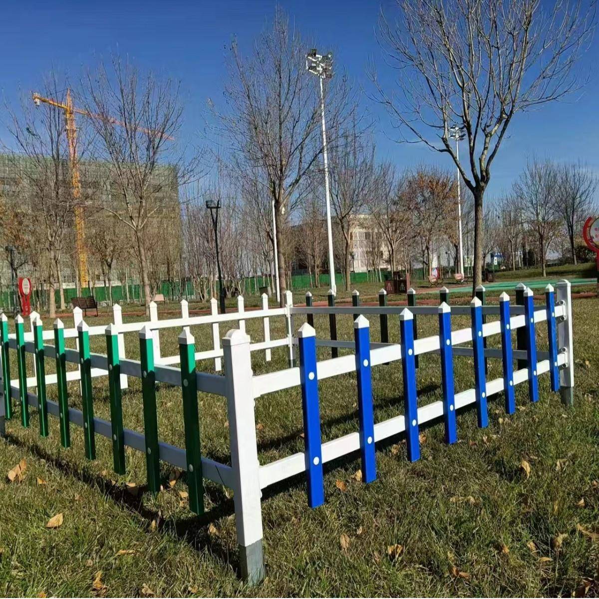 草坪PV塑钢护栏厂家铁艺花园花坛园林栅栏锌钢护栏绿化隔离