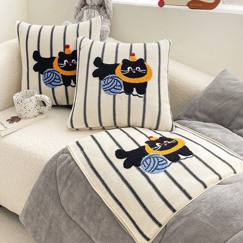 2024新款加厚牛奶绒抱枕被子两用二合一保暖午睡毯子枕头被靠垫,居家布艺,抱枕被,淘宝优惠券,粉丝福利购,淘宝优惠卷