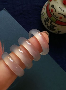 天然冰玉髓月白色戒指女 国风古风设计小众气质高级感男女食指环