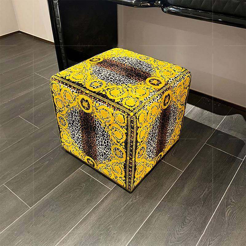 宾利BENTLEY轻奢方形刺绣后现代轻奢妆凳客厅意大利沙发凳脚踏,橡塑材料及制品,亚克力管/有机玻璃管,淘宝优惠券,粉丝福利购,淘宝优惠卷