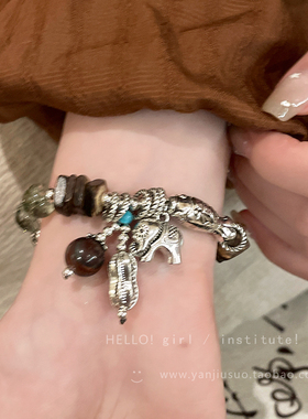 新中式复古民族风手链女生轻奢小众精致中古着手串天然石串珠手饰