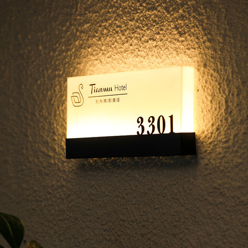 门头创意发光户箱镂定制门牌铁艺边空亚克力灯外酒店招牌