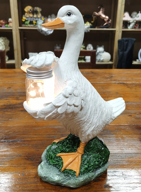 太阳能鸭子摆件户外花园林幼儿园动物装饰品发光家居阳