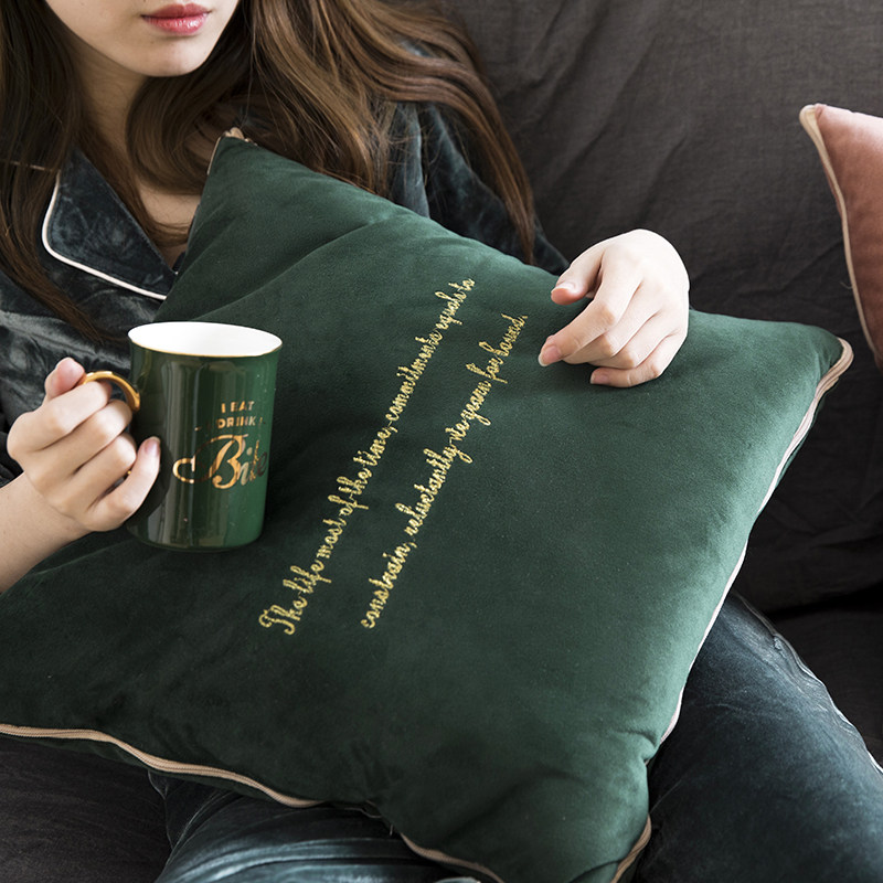 轻奢抱枕被子两用加厚午睡毯子折叠枕头被二合一车载车用,居家布艺,抱枕被,淘宝优惠券,粉丝福利购,淘宝优惠卷