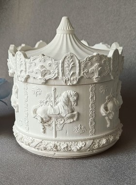 旋转木马雕塑石膏首白盒香薰蜡烛盒带盖扩香盒石子饰胚装饰摆件