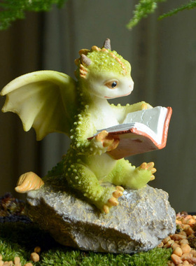 创意小龙摆件可爱恐龙生肖办公桌面毕业礼物送男女生