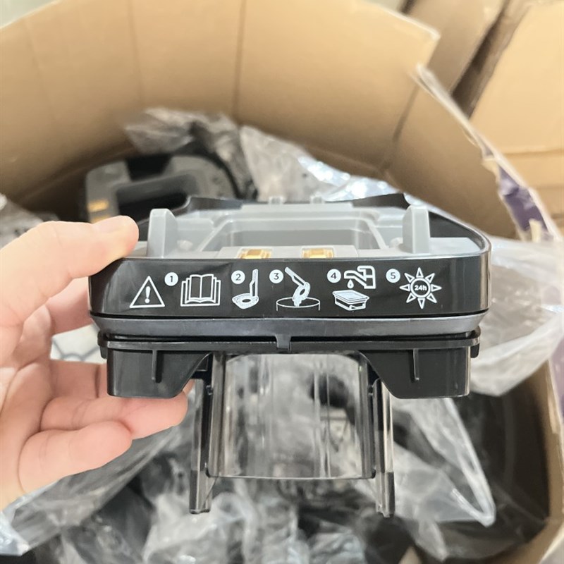 必胜洗地机三污水桶上盖全新767z 7z