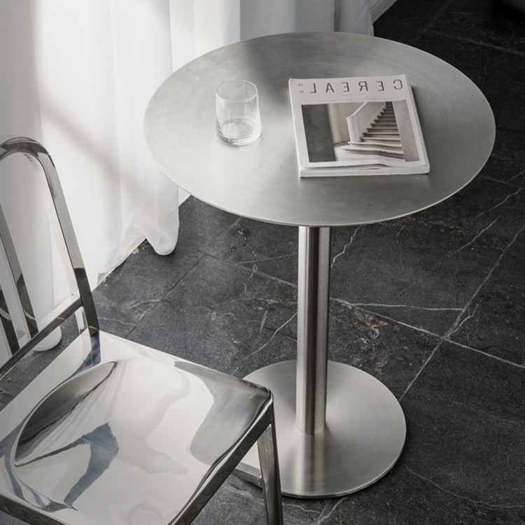 简约工业风咖啡桌网红奶茶店圆桌创意不锈钢桌子商用餐桌椅组合