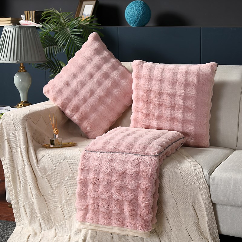 抱枕被两用新款加厚兔毛绒毯子盖毯午睡车载折叠毯抱枕