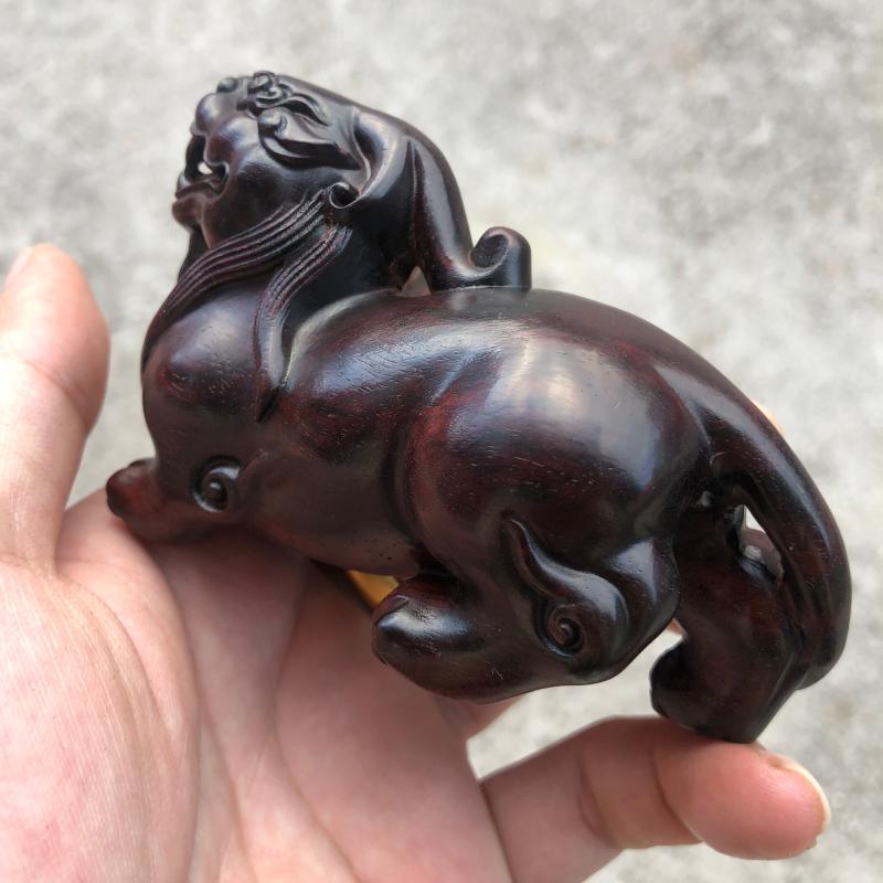 非洲小叶紫檀木雕瑞兽貔貅手把件家居客厅装饰招财红木摆件