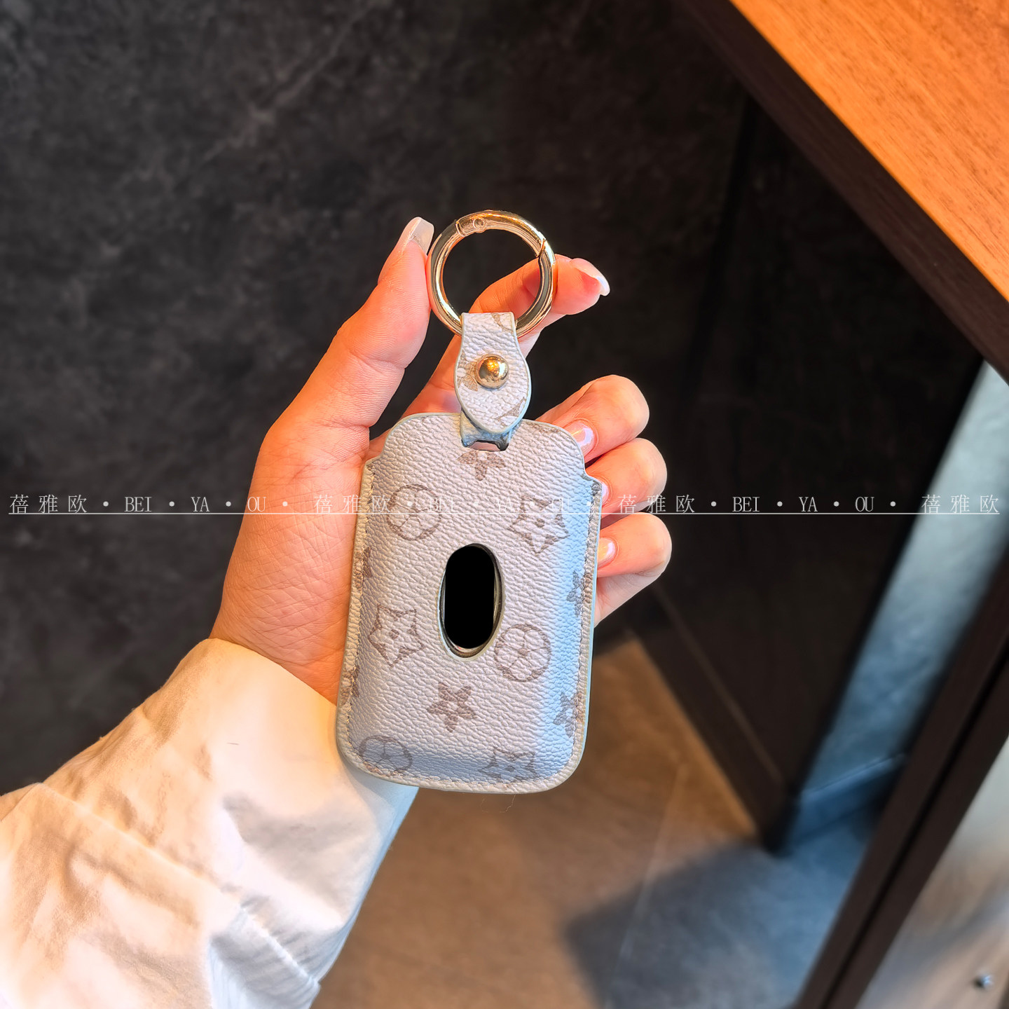 适用于路虎揽胜钥匙套极光L发现4
